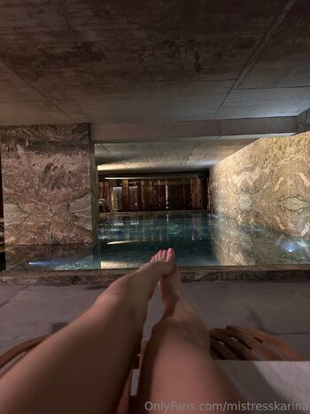 Mean Mistress Karin / mistresskarina nude photo #17