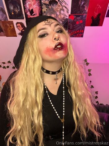 Mistress Ka / mistresskaz / kaz_fiona / eddieandkaz nude photo #1