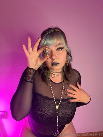 Mistress Ka / mistresskaz / kaz_fiona / eddieandkaz nude photo #16