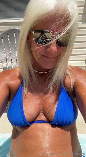 Mistress / mistresstrich nude photo #2