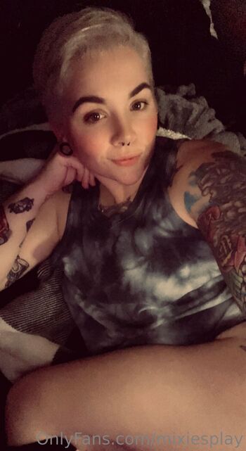 OnlyFans / mixiesplay nude photo #12