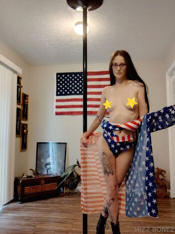 Mizz Bone / mizzbonezfree nude photo #34