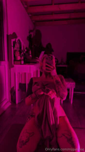 Mjgunfre / mjgunfree / mj_gun_ nude photo #3