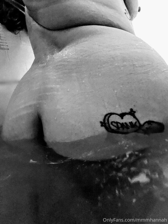 Hannah Be / mmmhannah nude photo #5