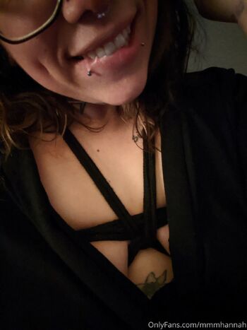 Hannah Be / mmmhannah nude photo #29