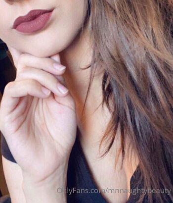 MNnaughtybeaut / mnnaughtybeauty nude photo #19