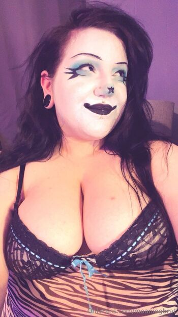 PRiNCE / moaningbrat nude photo #4