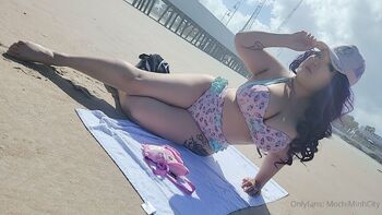 Mommi Moch / mochiminhcity nude photo #14