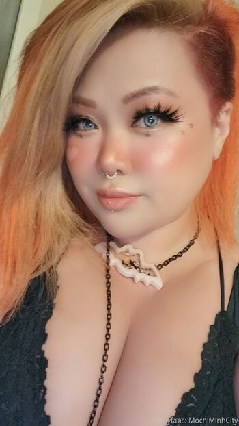 Mommi Moch / mochiminhcity nude photo #22