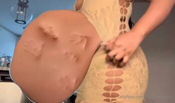 FeeDeeLy / moifeedeemoi nude photo #11