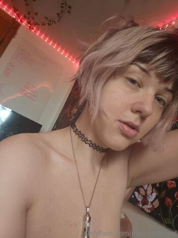 Molly Ma / molliestmayof nude photo #8