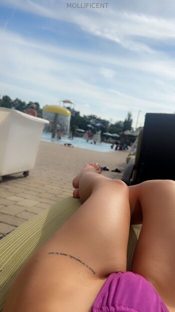 MOLL / mollificent nude photo #1