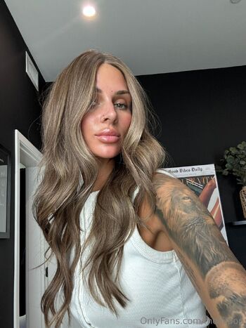 Moll / molliipop nude photo #4