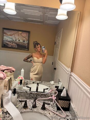 Moll / molliipop nude photo #19