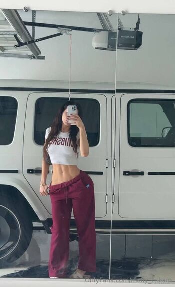 Molly Eskam / molly_eskam nude photo #9