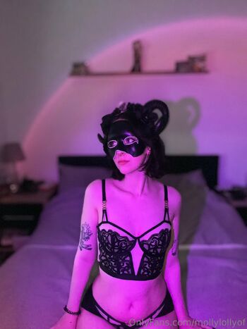 Molly Lolly / mollylollyof nude photo #11