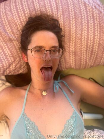 Mollysnowcon / mollysnowcone nude photo #21