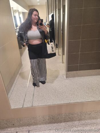 Momma O / mommaof nude photo #1