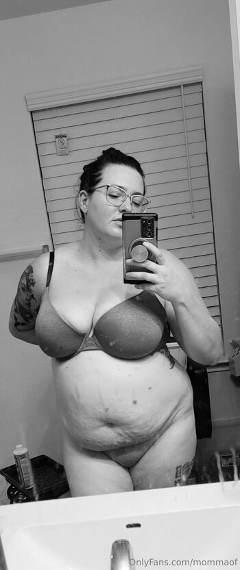 Momma O / mommaof nude photo #4