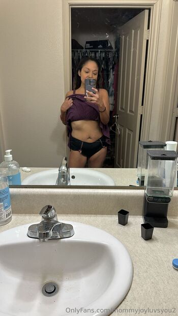 Mommy Joy Free Page / mommyjoyluvsyou2 nude photo #2