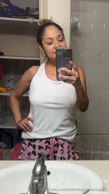 Mommy Joy Free Page / mommyjoyluvsyou2 nude photo #6