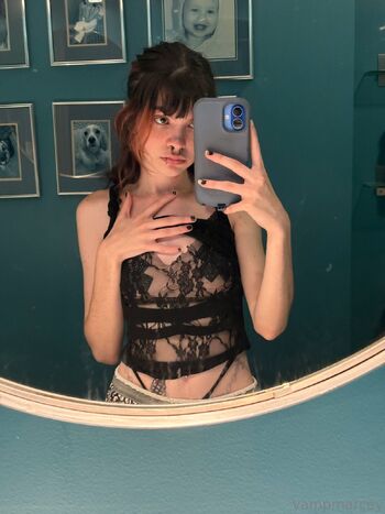 vamp / mommymarcey nude photo #7