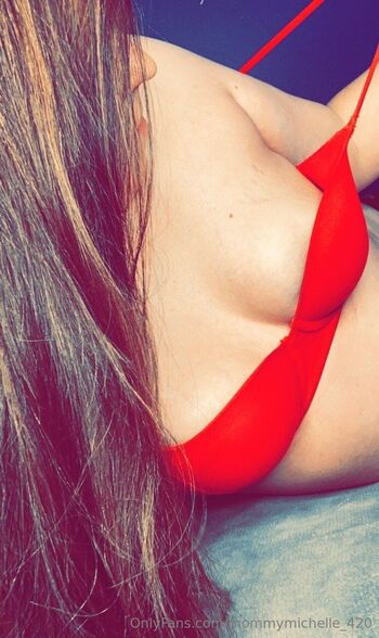 Michelle / mommymichelle_420 nude photo #4