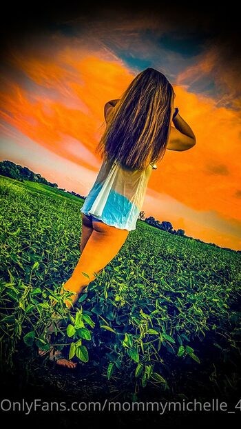 Michelle / mommymichelle_420 nude photo #21