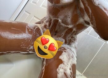 Nel / mommynelsxo nude photo #5