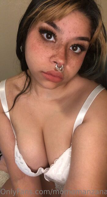 Momo Manzan / momomanzanafree nude photo #9