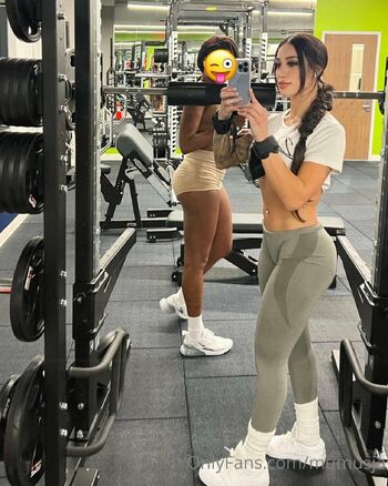 momosja nude photo #18