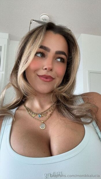 Monika Mancin / monikkalucia / monikkamancini nude photo #37