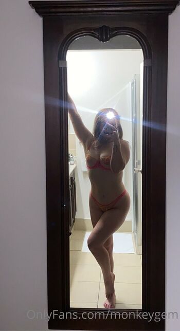 Megz / monkeygem nude photo #19