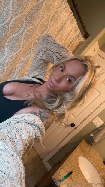 MAMA CALI / morebabycali / blondebabybelle nude photo #25