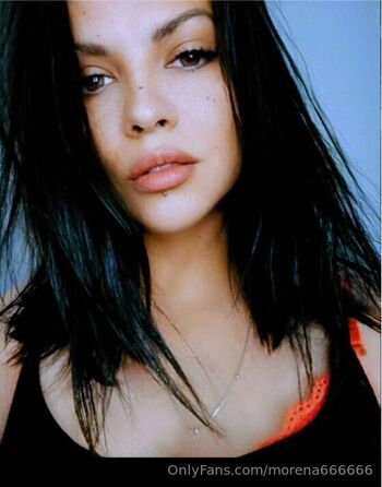 Annie / morena666666 nude photo #5