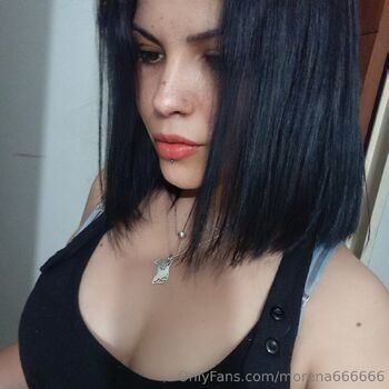 Annie / morena666666 nude photo #6