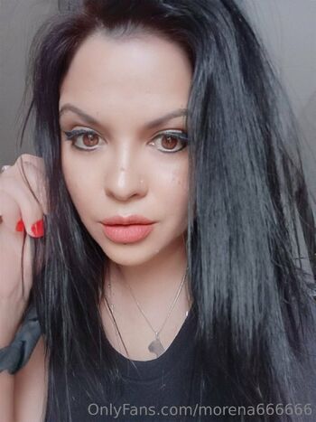 Annie / morena666666 nude photo #20