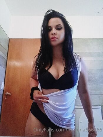 Annie / morena666666 nude photo #25