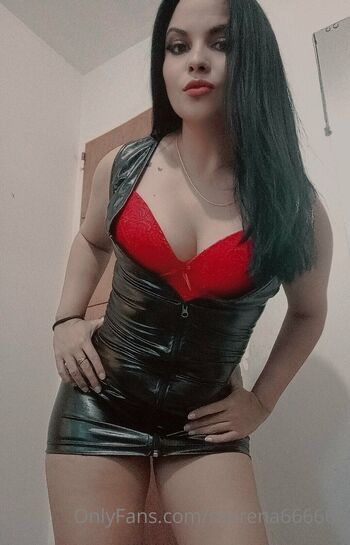 Annie / morena666666 nude photo #26