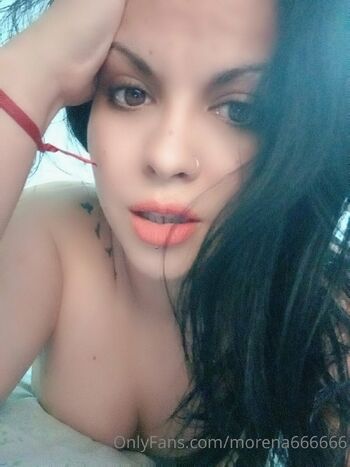 Annie / morena666666 nude photo #30