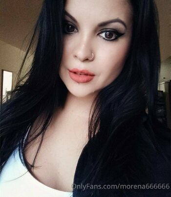 Annie / morena666666 nude photo #32