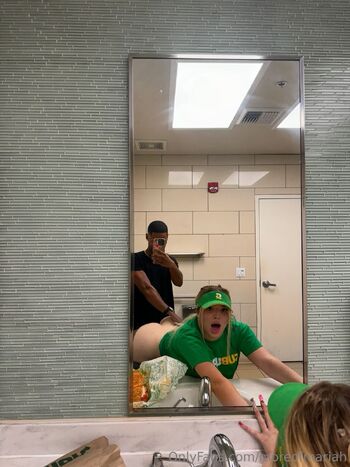 Maria / moreofmariah nude photo #19