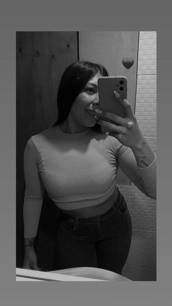 morochitabigassVC,SEXTING and more / morochitabigass nude photo #1