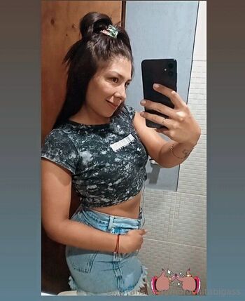 morochitabigassVC,SEXTING and more / morochitabigass nude photo #11