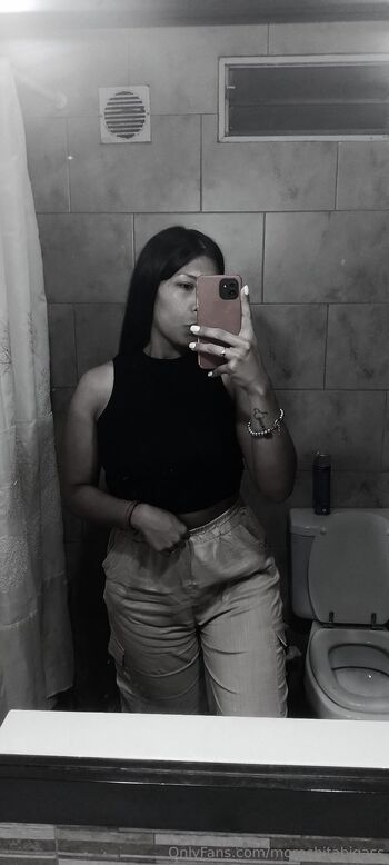 morochitabigassVC,SEXTING and more / morochitabigass nude photo #18