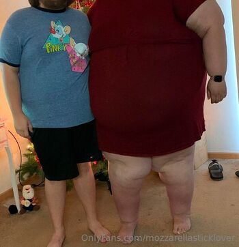 Mozzarella Stick Love / mozzarellasticklover nude photo #12