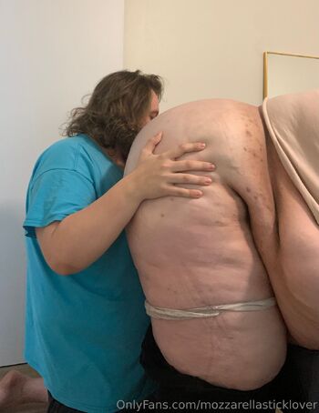 Mozzarella Stick Love / mozzarellasticklover nude photo #28