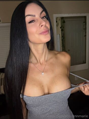 Lynnmari / mrs.lynnmarie nude photo #17