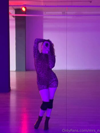 mrs_n nude photo #11