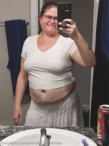 Mrs. Kinnilynn free (teasers and ADS / mrskinnilynnfree nude photo #3